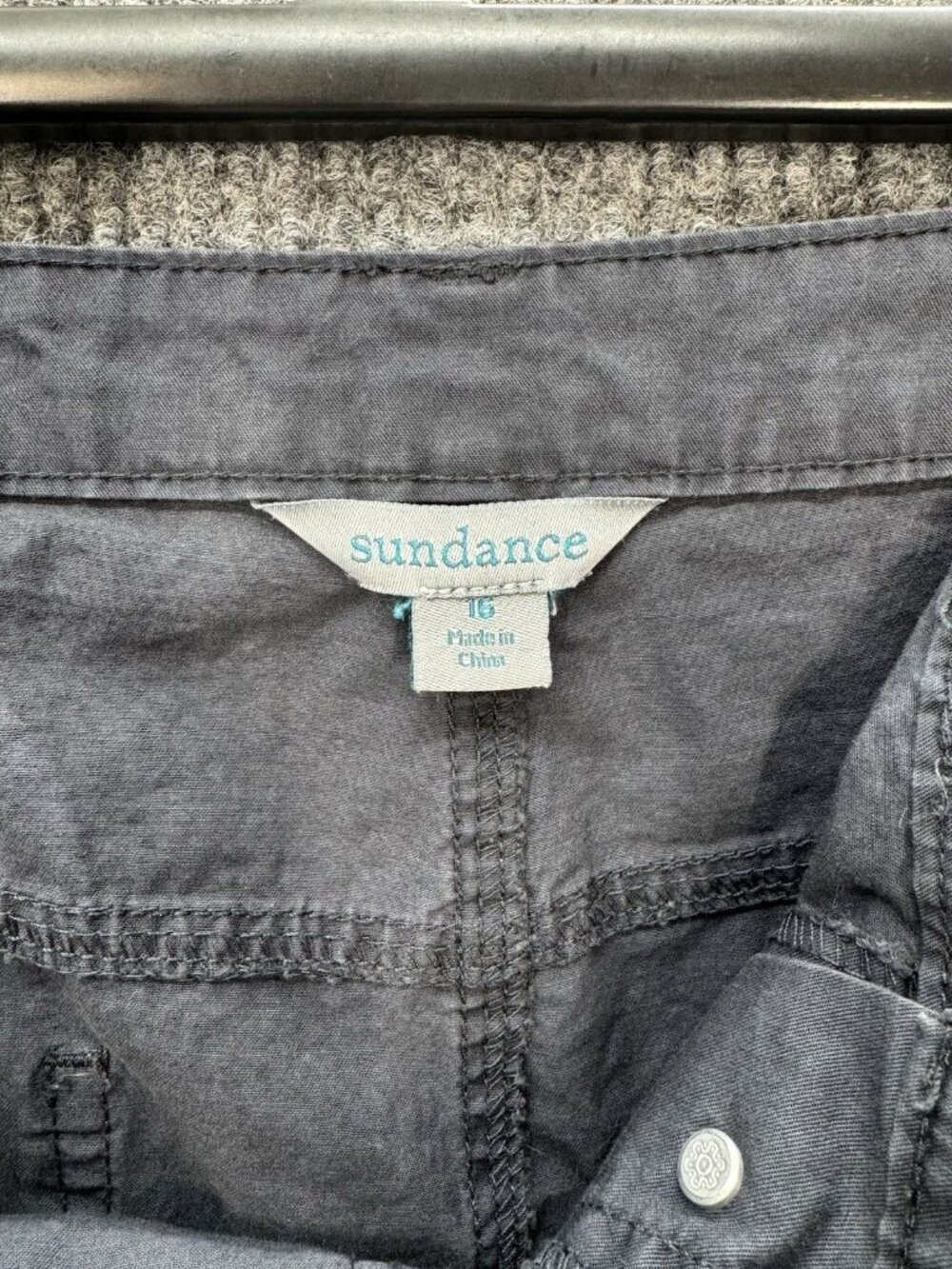 Sundance Julienne Cargo Joggers Pants Womens 16 Gray Button Fly Cotton Boho - Picture 4 of 9